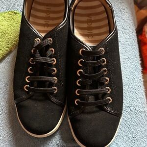 Vionic Black Athletic Shoes